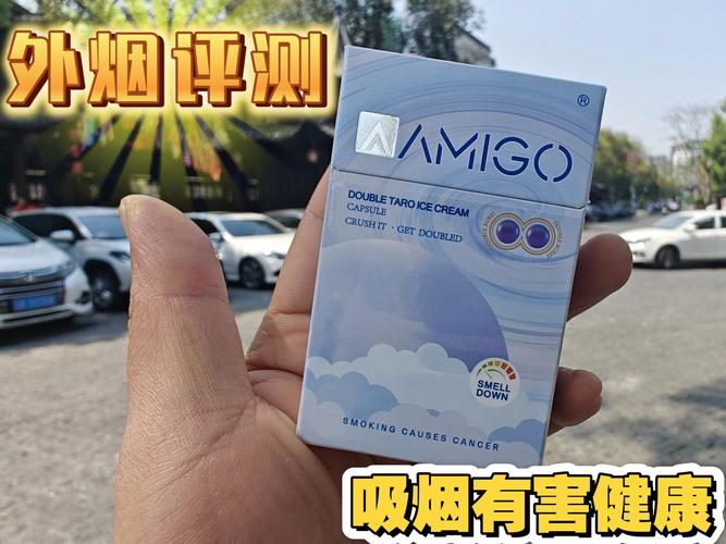 探寻外烟美瞳的时尚魅力跨越国界的眼球艺术